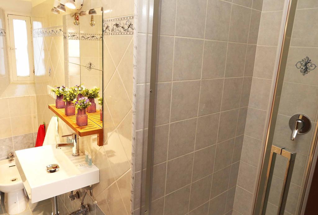 Ferienwohnung Casa Tua Sul Tetto Di Roma Zimmer foto